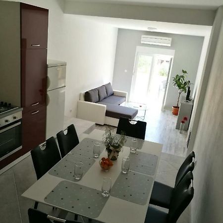 Apartman Ivankovic*** Pula Exterior foto